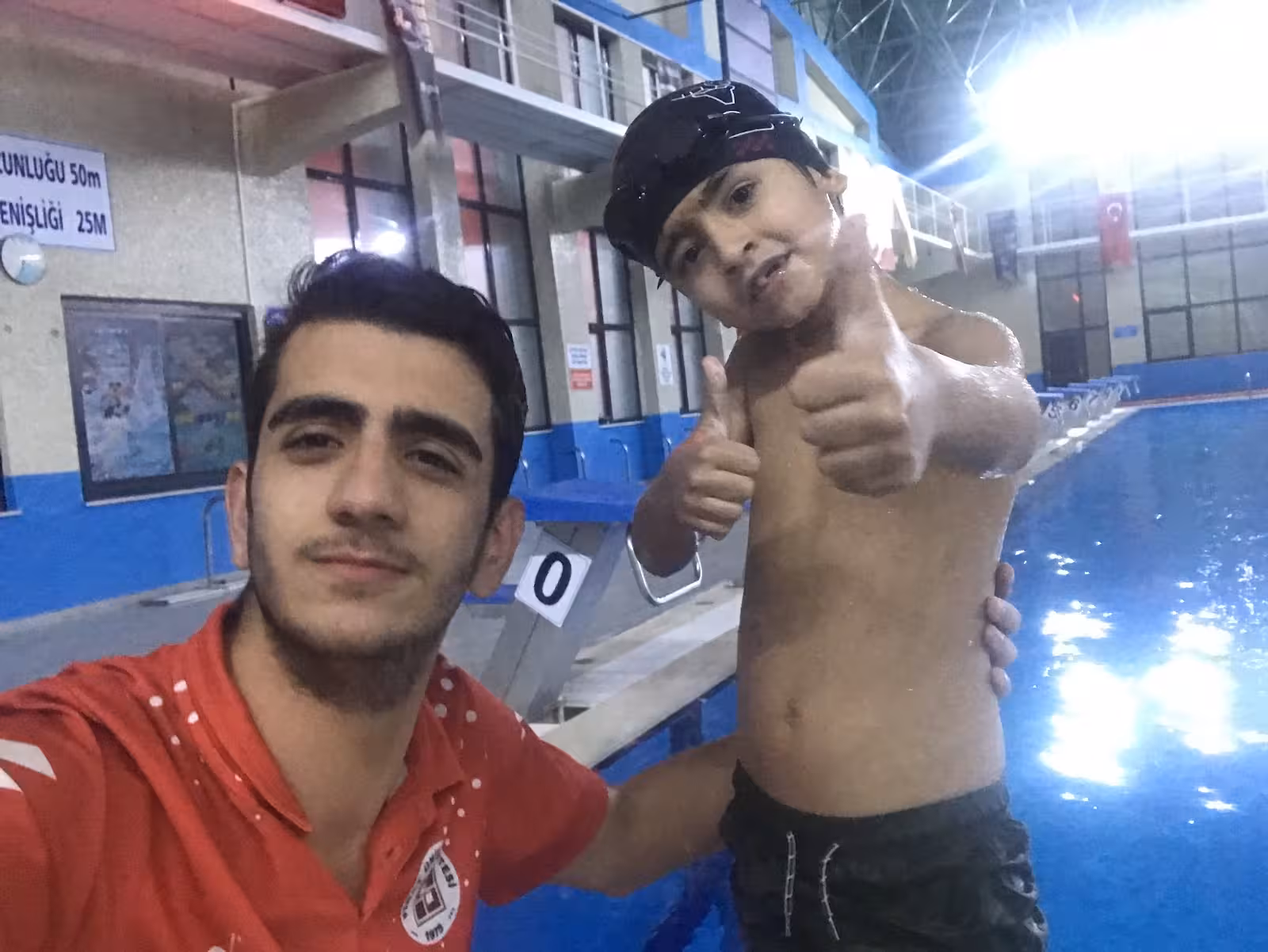 Ali Hocayla Yüzme Dersi — Yüzme Havuzları, Merkez · fotoğraf 5