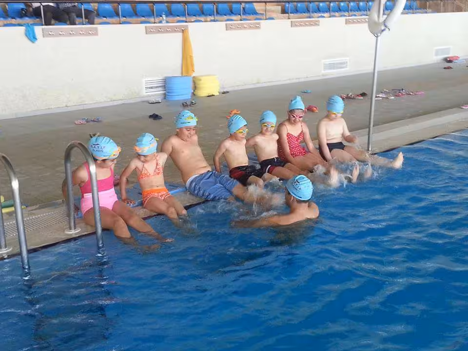 Elazığ Harput Yüzme İhtisas Spor Kulübü — Yüzme Havuzları, Merkez · fotoğraf 4