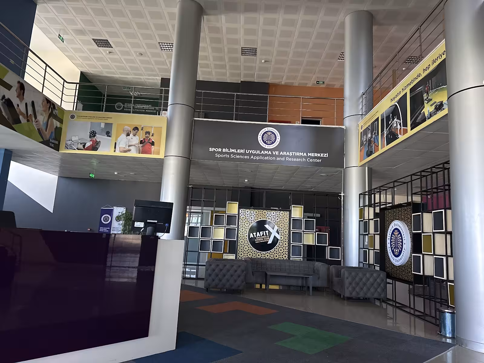 Atatürk Üniversitesi Spor Merkezi ve Kapalı Yüzme Havuzu — Yüzme Havuzları, Yakutiye · fotoğraf 1