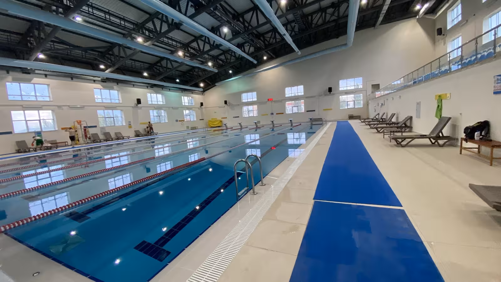 Atatürk Üniversitesi Spor Merkezi ve Kapalı Yüzme Havuzu — Yüzme Havuzları, Yakutiye · fotoğraf 3
