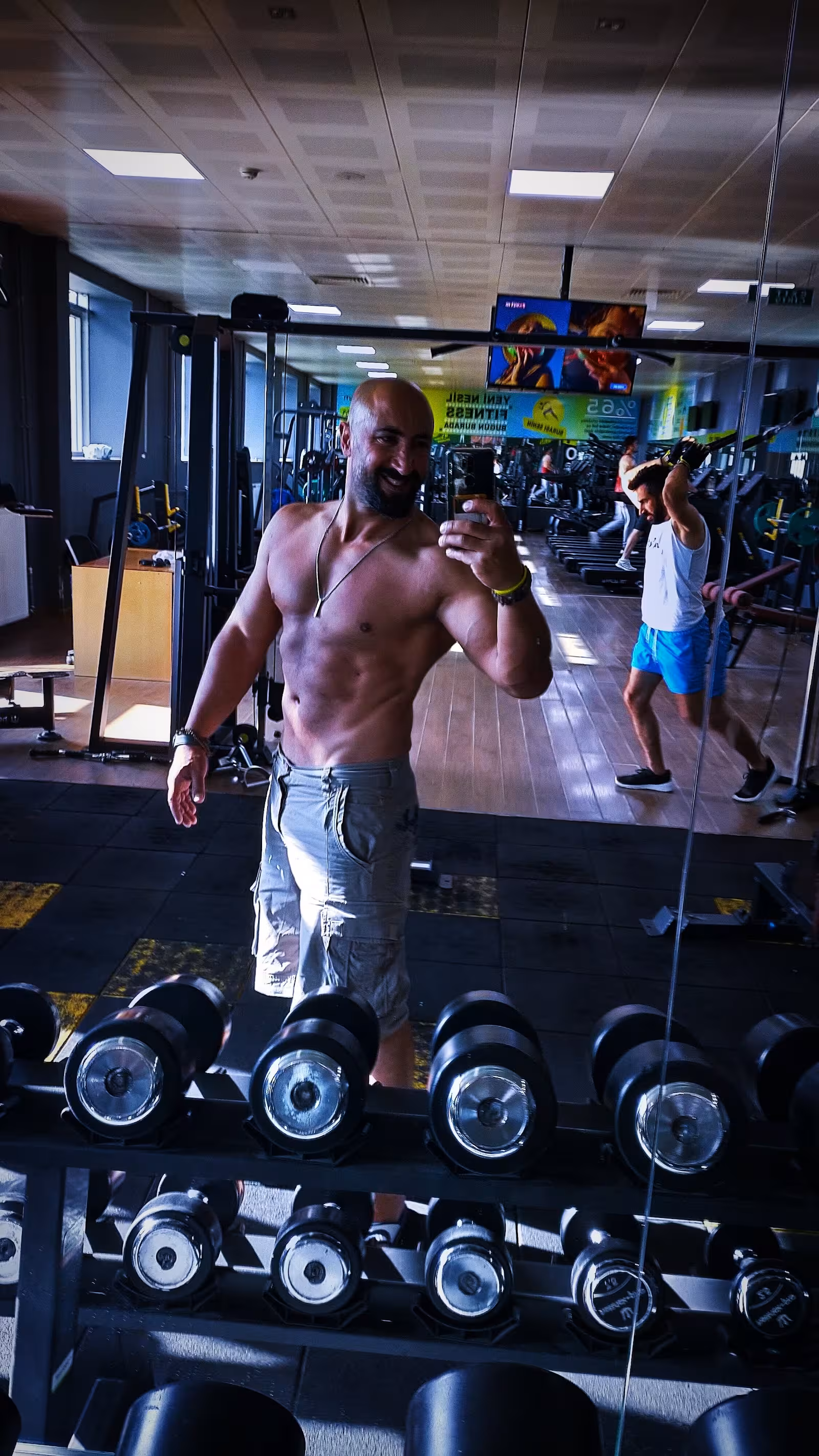 Atatürk Üniversitesi Spor Merkezi ve Kapalı Yüzme Havuzu — Yüzme Havuzları, Yakutiye · fotoğraf 5