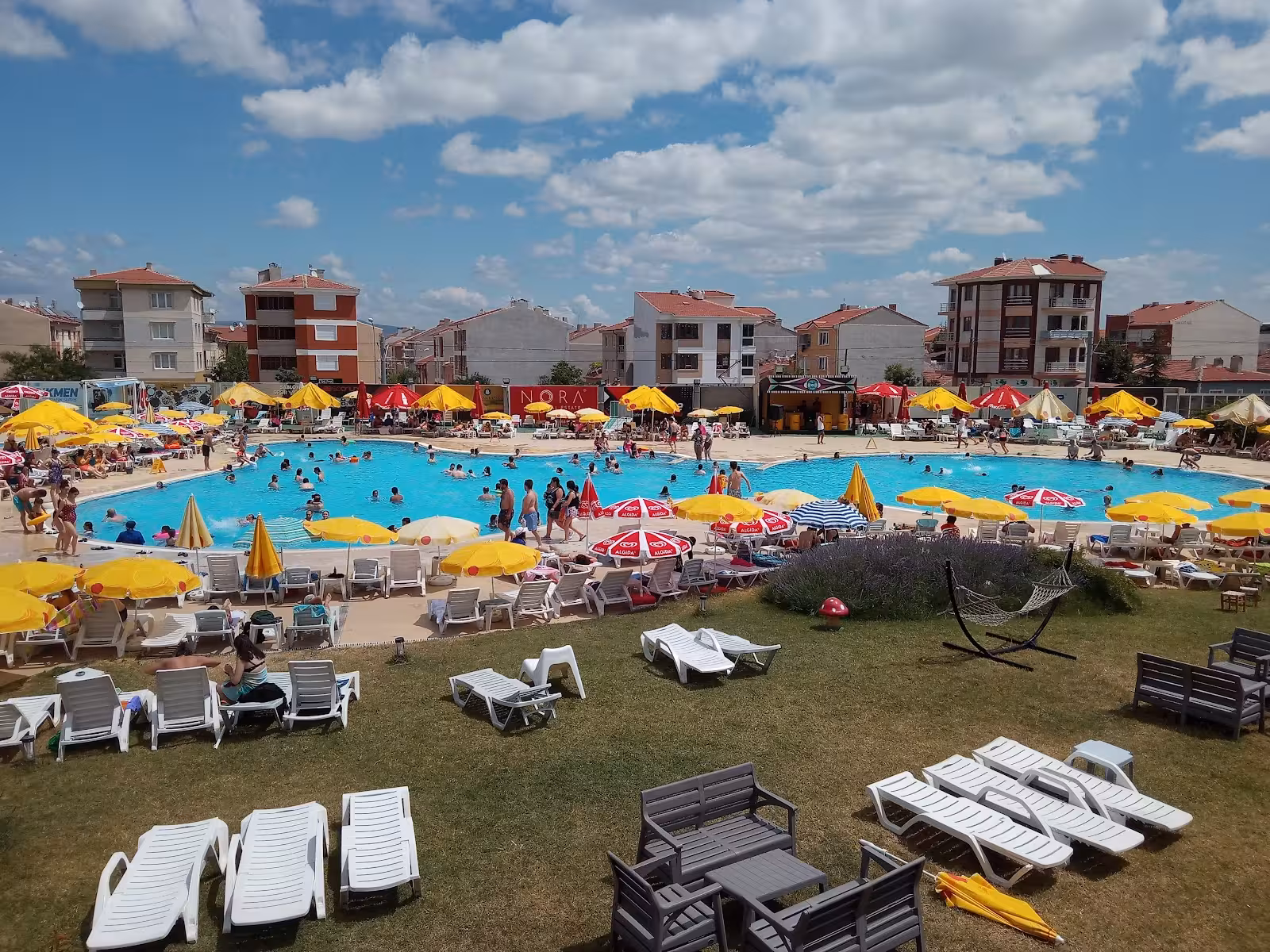 Aqua Bahçe — Yüzme Havuzları, Odunpazarı · fotoğraf 4