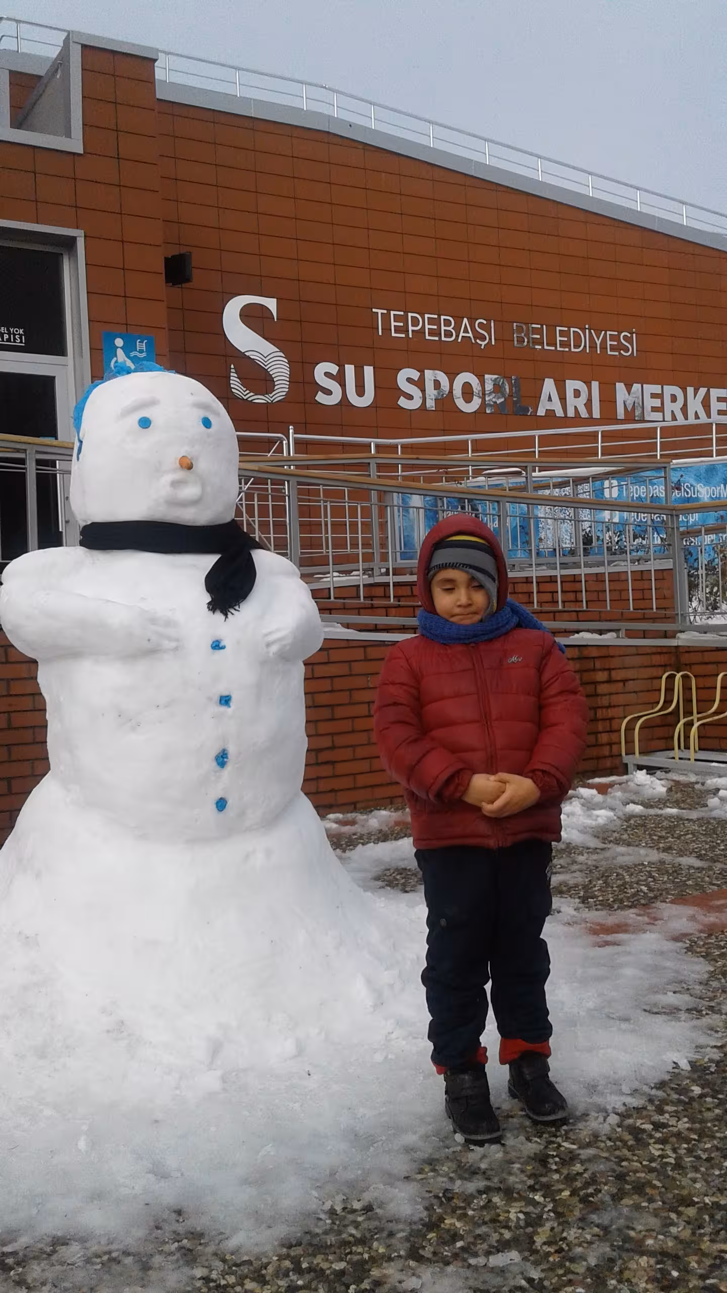 Su Sporları Merkezi — Yüzme Havuzları, Tepebaşı · fotoğraf 1
