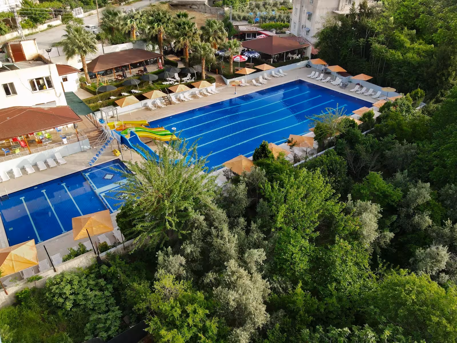 Atlantis Yüzme Havuzu — Yüzme Havuzları, Antakya · fotoğraf 2