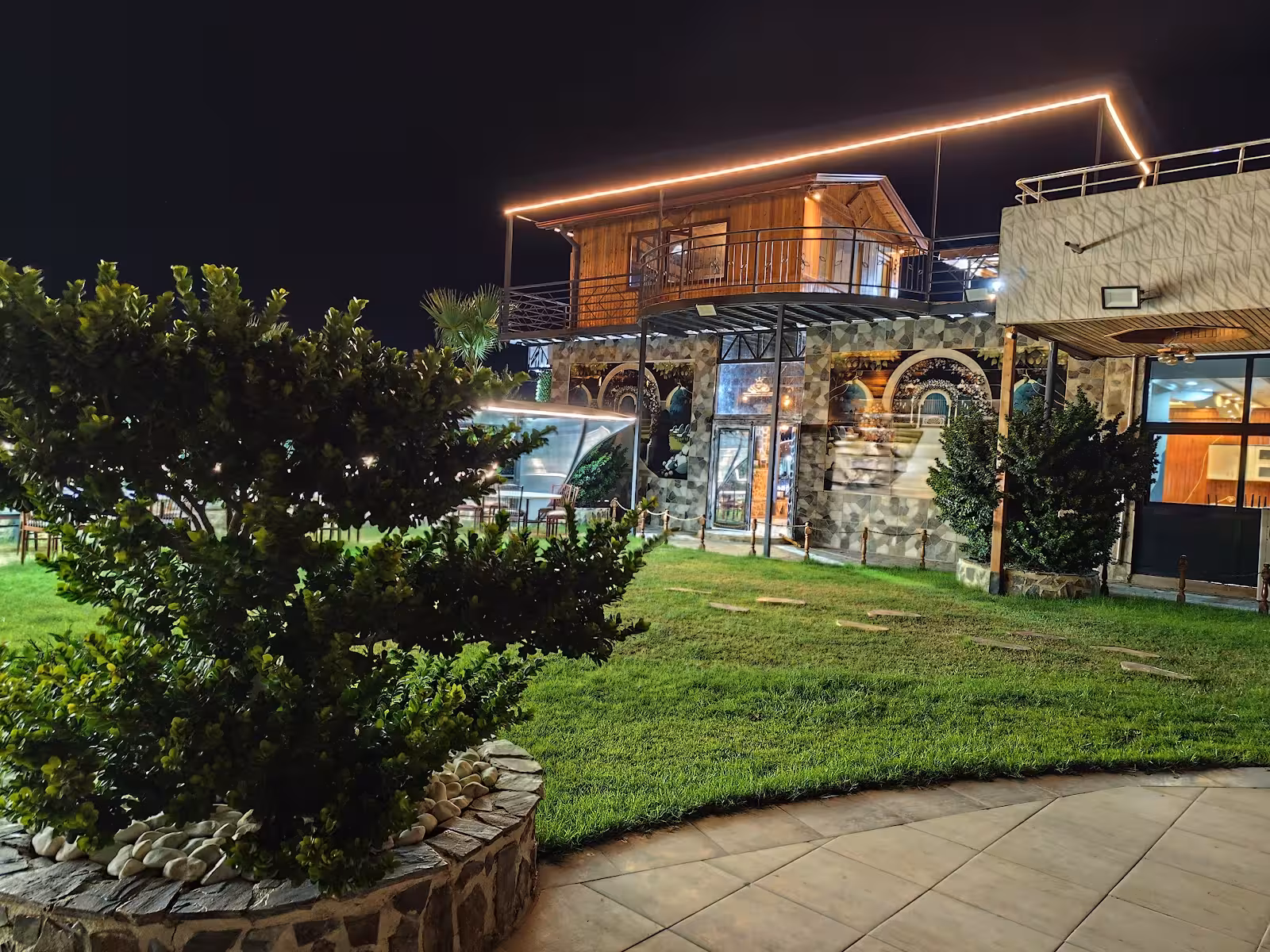Hatay bungalov evleri — Yüzme Havuzları, Antakya · fotoğraf 3