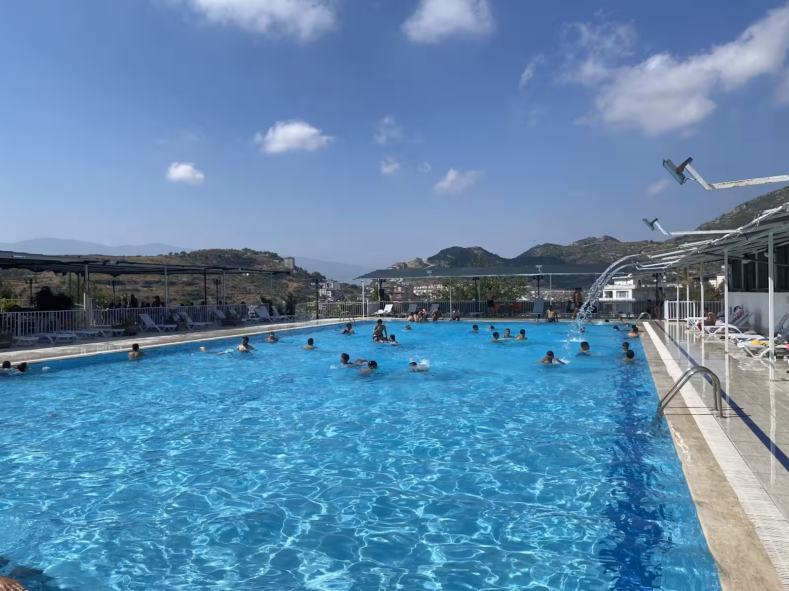 DURSUNLU MAHALLESİ YÜZME HAVUZU — Yüzme Havuzları, Defne · fotoğraf 3