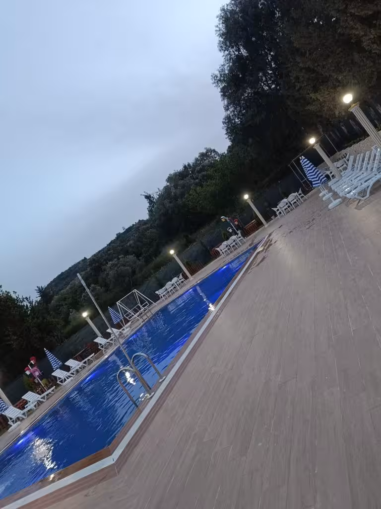 ÇINAR YÜZME HAVUZU — Yüzme Havuzları · fotoğraf 5