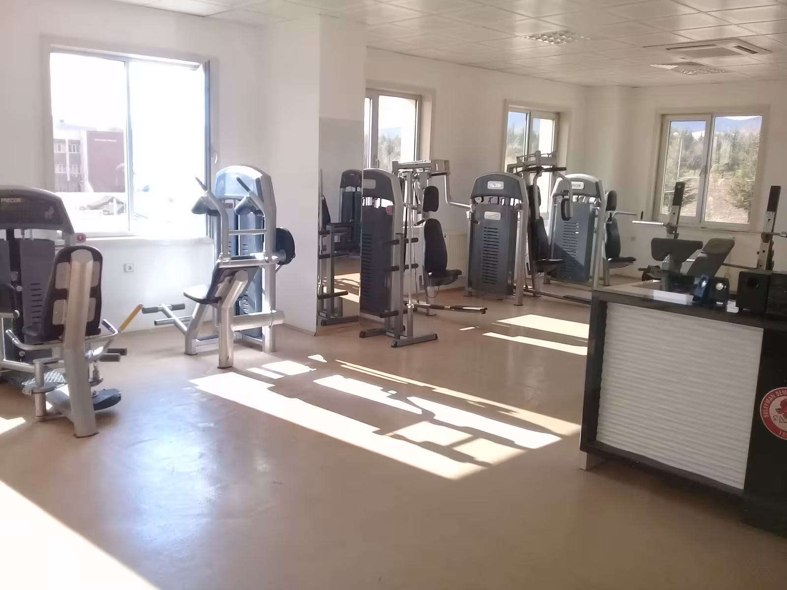 SDÜ 29 Ekim Olimpik Yüzme Havuzu — Yüzme Havuzları, Merkez · fotoğraf 5