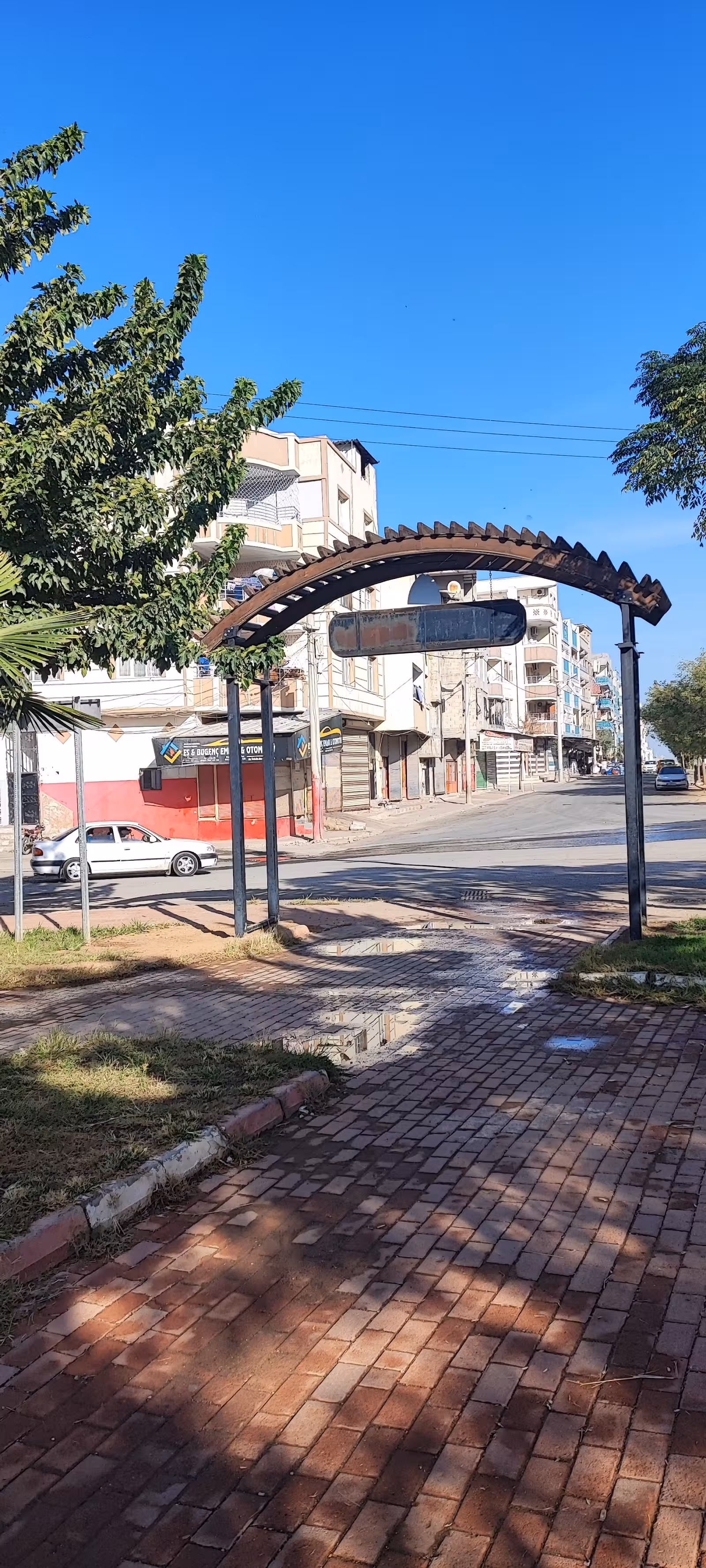 EYYÜBİYE BELEDİYESİ EYYÜP CENAP GÜLPINAR YÜZME HAVUZU — Yüzme Havuzları, Eyyübiye · fotoğraf 3