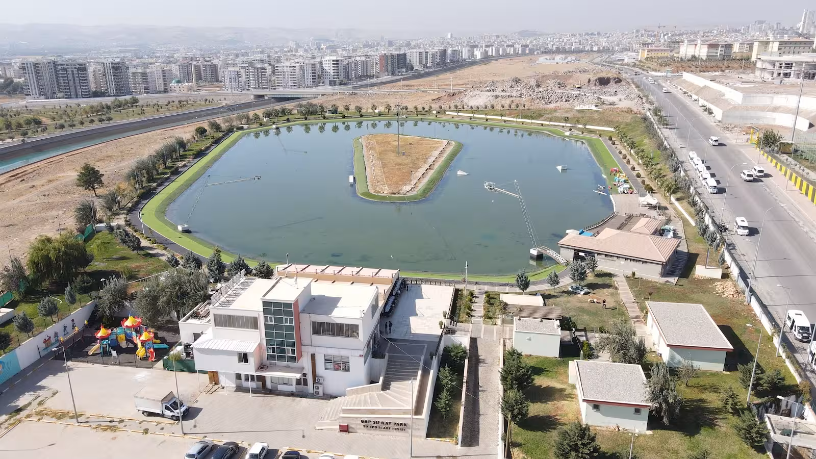 Gap Sukay Su Sporları Merkezi — Yüzme Havuzları, Haliliye · fotoğraf 1