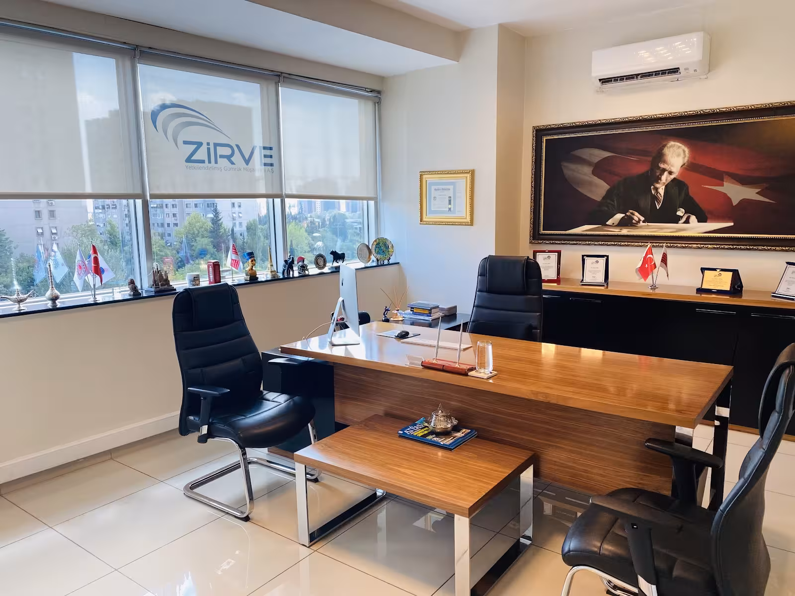 Zirve Yetkilendirilmiş Gümrük Müşavirliği A.Ş — Gümrük Hizmetleri, Bahçelievler · fotoğraf 1