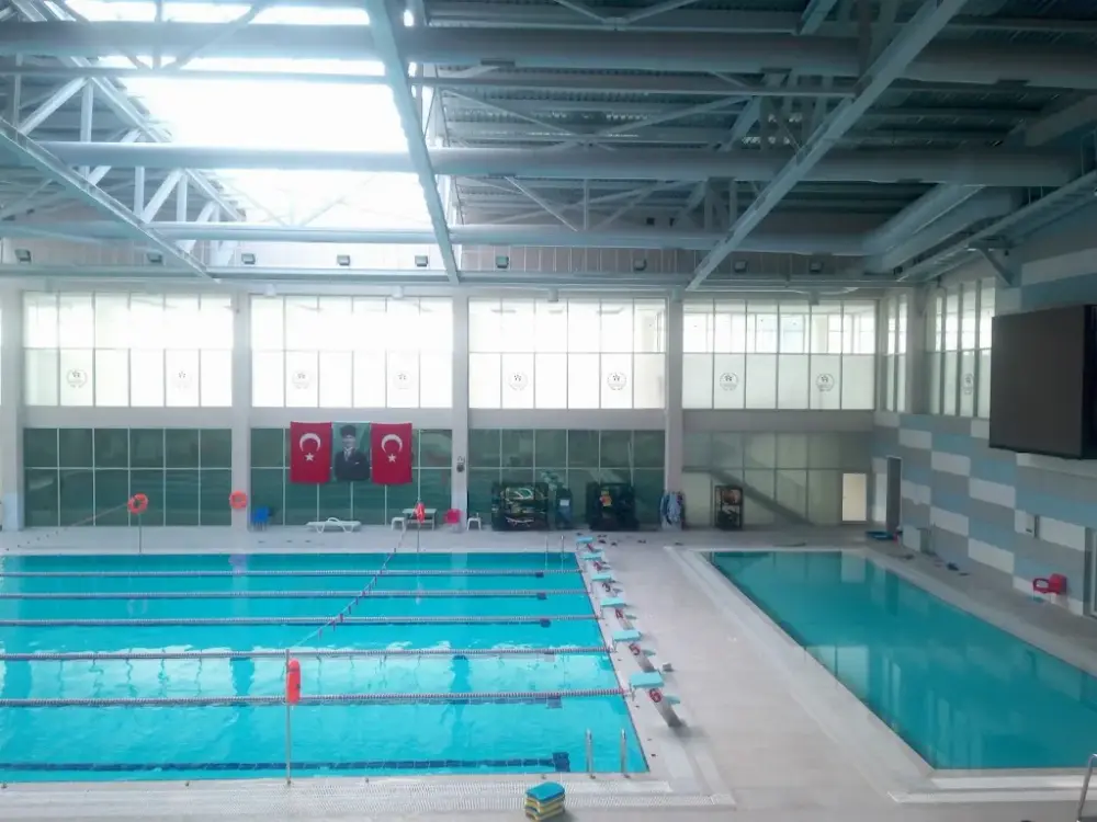 Hasan Doğan Spor Tesisleri — Yüzme Havuzları, Merkez · fotoğraf 3