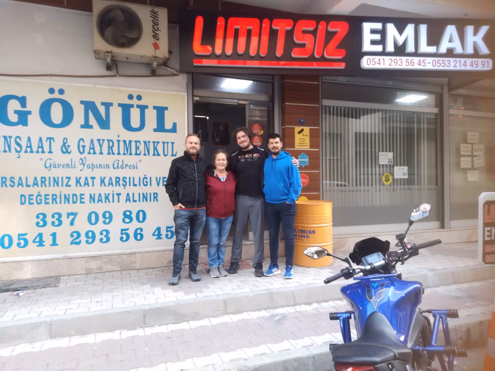 LİMİTSİZ Emlak / Gayrimenkul Danışmanlığı / immobilien İzmir — Gayrimenkul Danışmanlığı, Karşıyaka · fotoğraf 2
