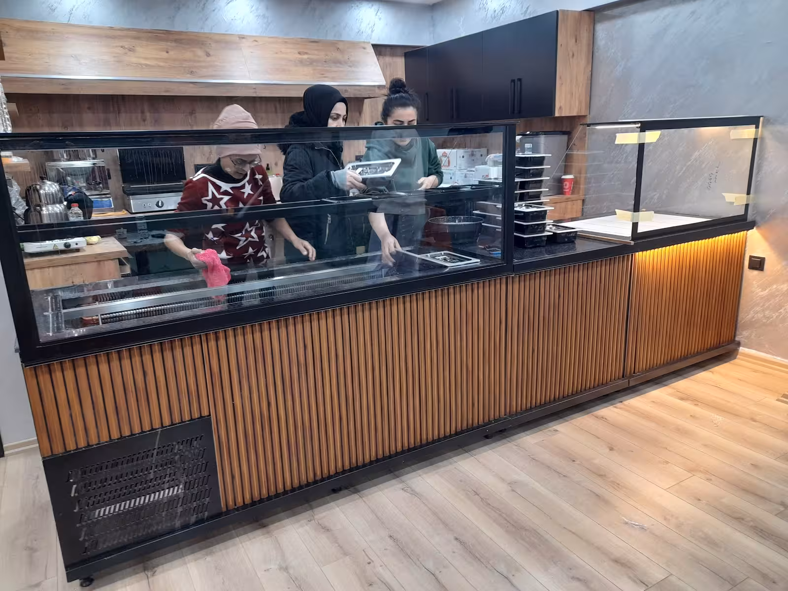 EMEYİNOX Endüstriyel Mutfak Ekipmanları — Endüstriyel Makine Ve Ekipman · fotoğraf 2