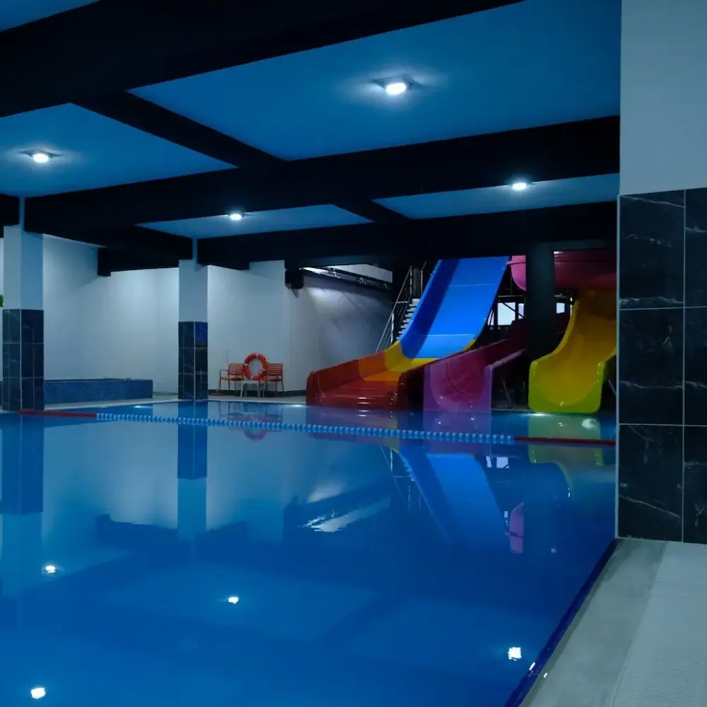 Kastilya Otel — Yüzme Havuzları, Merkez · fotoğraf 3