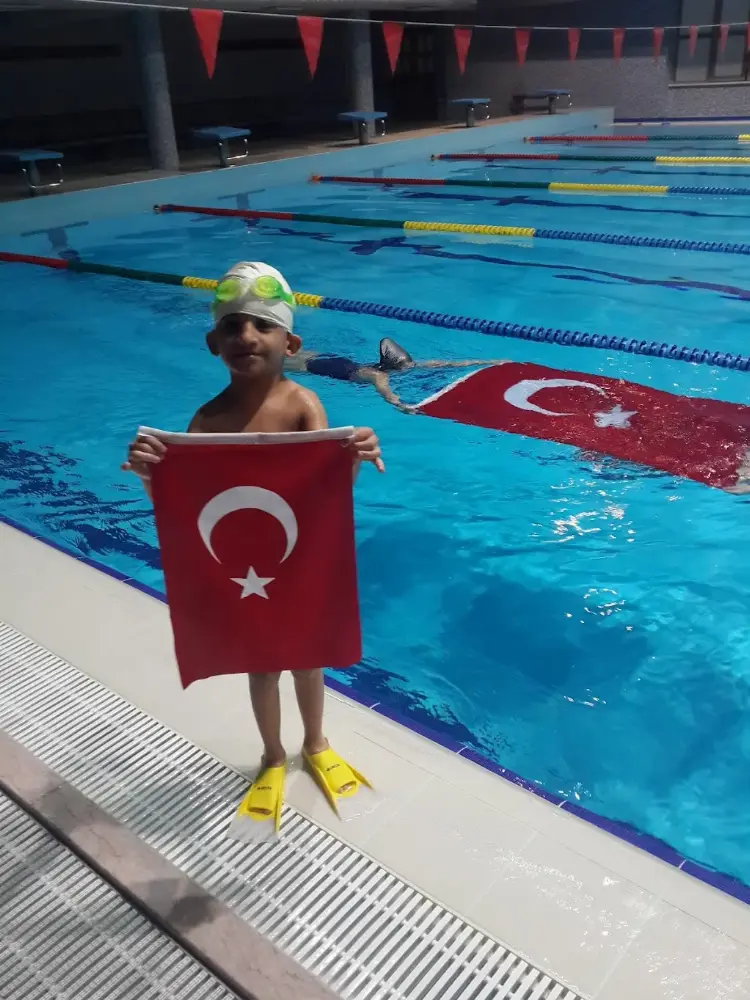 Taşköprü Kapalı Yüzme Havuzu — Yüzme Havuzları, Taşköprü · fotoğraf 4