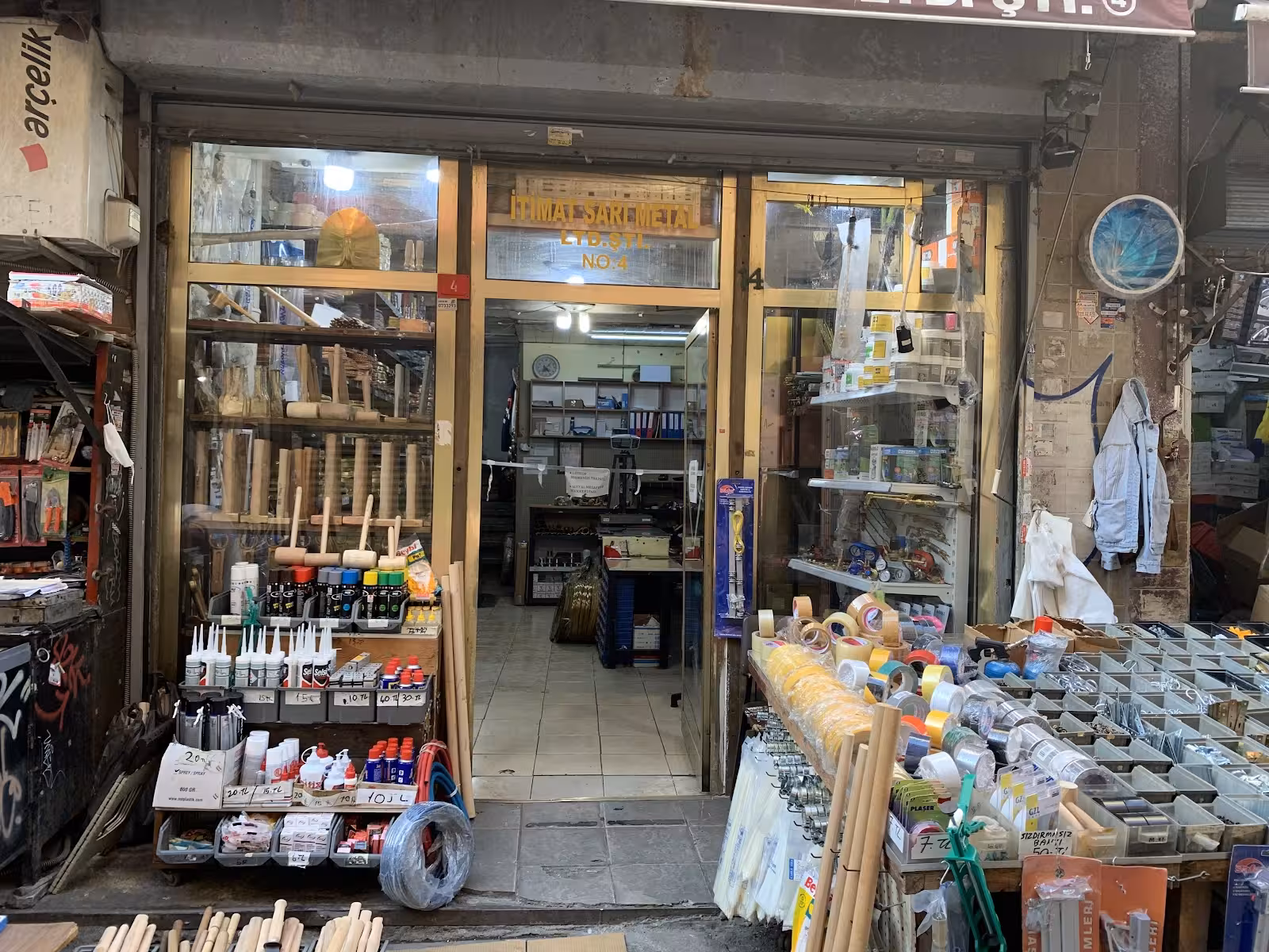 İtimat Metal — Metal Üretimi, Beyoğlu · fotoğraf 1