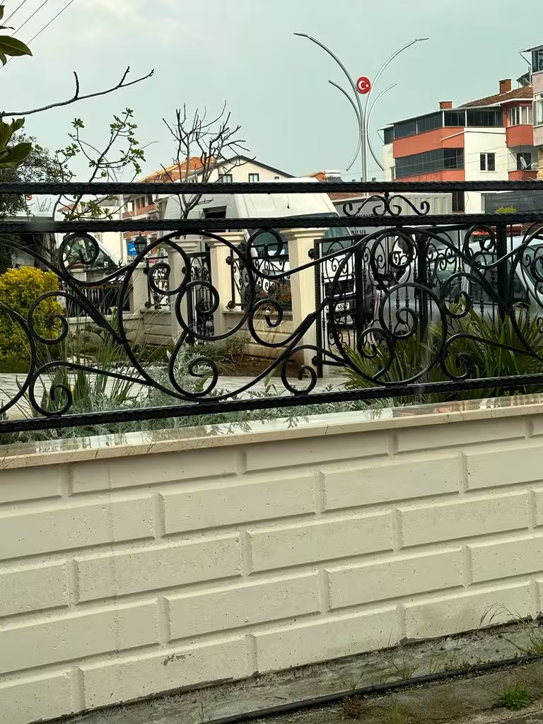 İZMİR ÇELİK YAPI & METAL SANAT — Metal Üretimi, Bayraklı · fotoğraf 4
