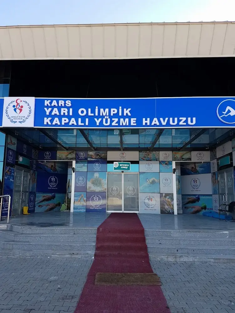 Kars Yarı Olimpik Yüzme Havuzu GSİM — Yüzme Havuzları, Merkez · fotoğraf 3