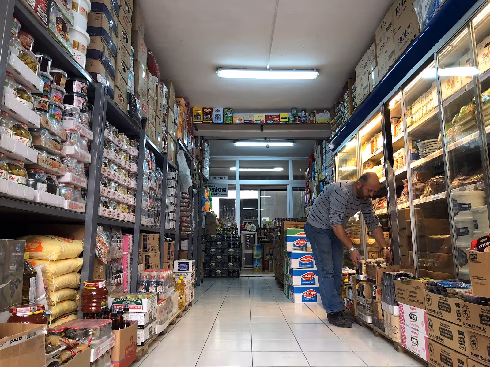 Yılmaz Eraslan Süt Ürünleri Toptan Gıda ve Temizlik Ltd. Şti. — Toptancılar, Yenimahalle · fotoğraf 2
