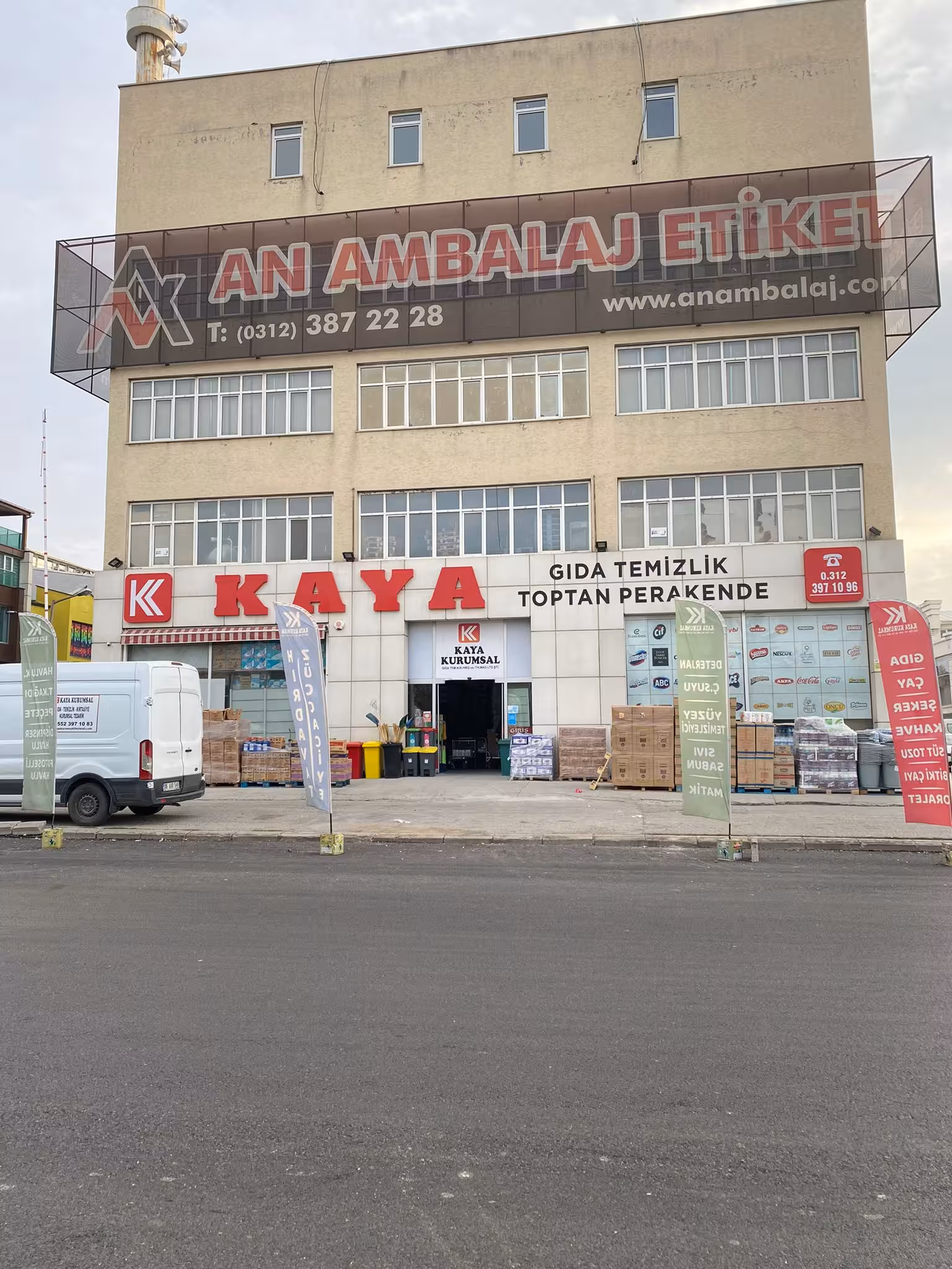 KAYA KURUMSAL GIDA TEMİZLİK KIRTASİYE HIRDAVAT LTD.ŞTİ. — Gıda İşleme Ekipmanları, Yenimahalle · fotoğraf 1