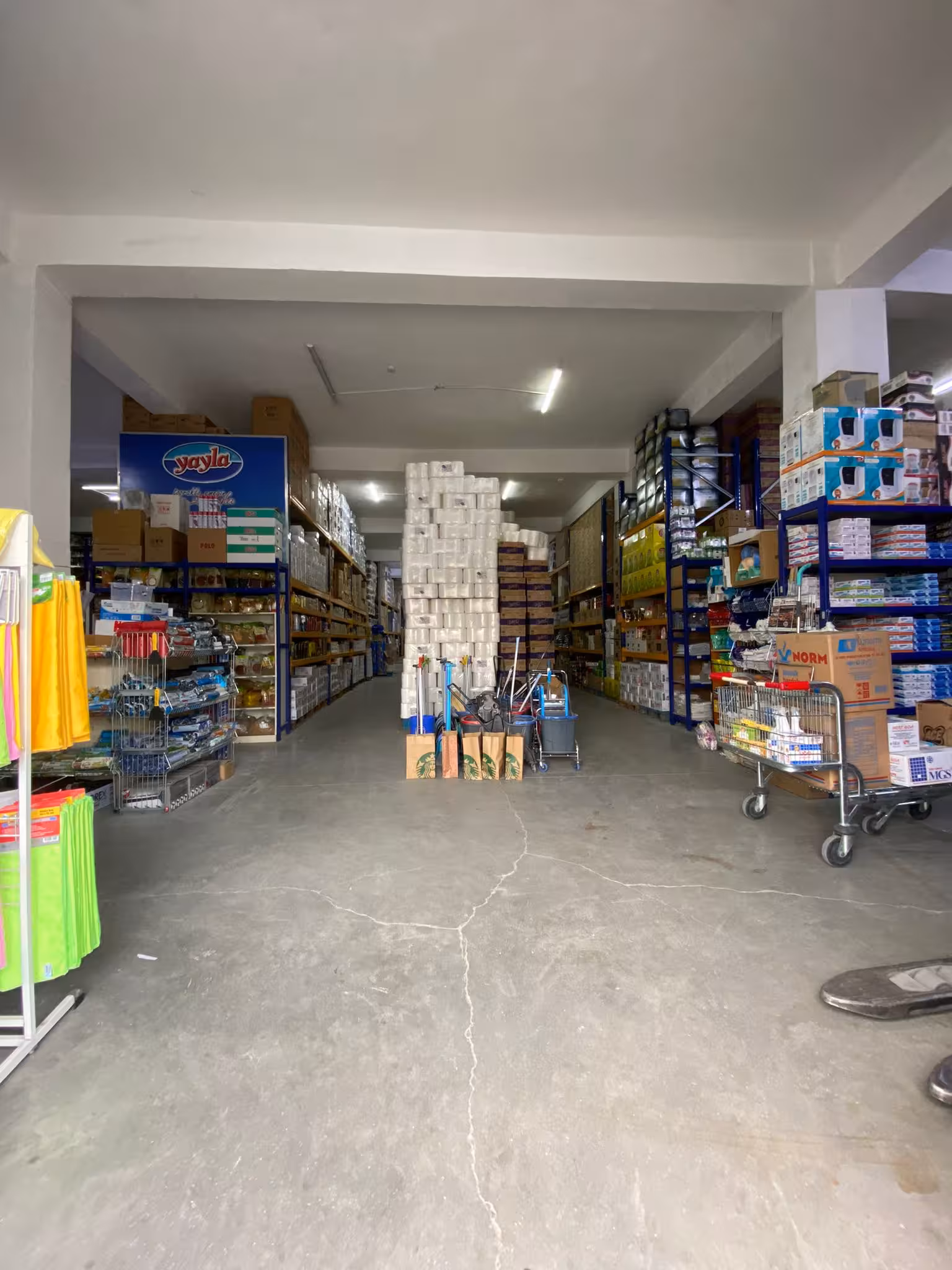 KAYA KURUMSAL GIDA TEMİZLİK KIRTASİYE HIRDAVAT LTD.ŞTİ. — Gıda İşleme Ekipmanları, Yenimahalle · fotoğraf 2