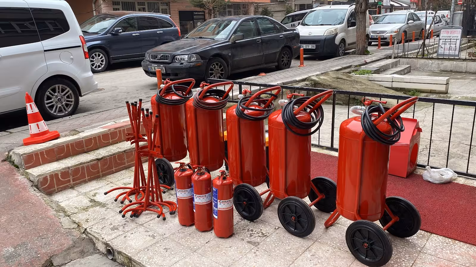 Çankaya Yangın Davlumbaz Söndürme Sistemleri — Yangın Söndürme Ekipmanları, Çankaya · fotoğraf 2