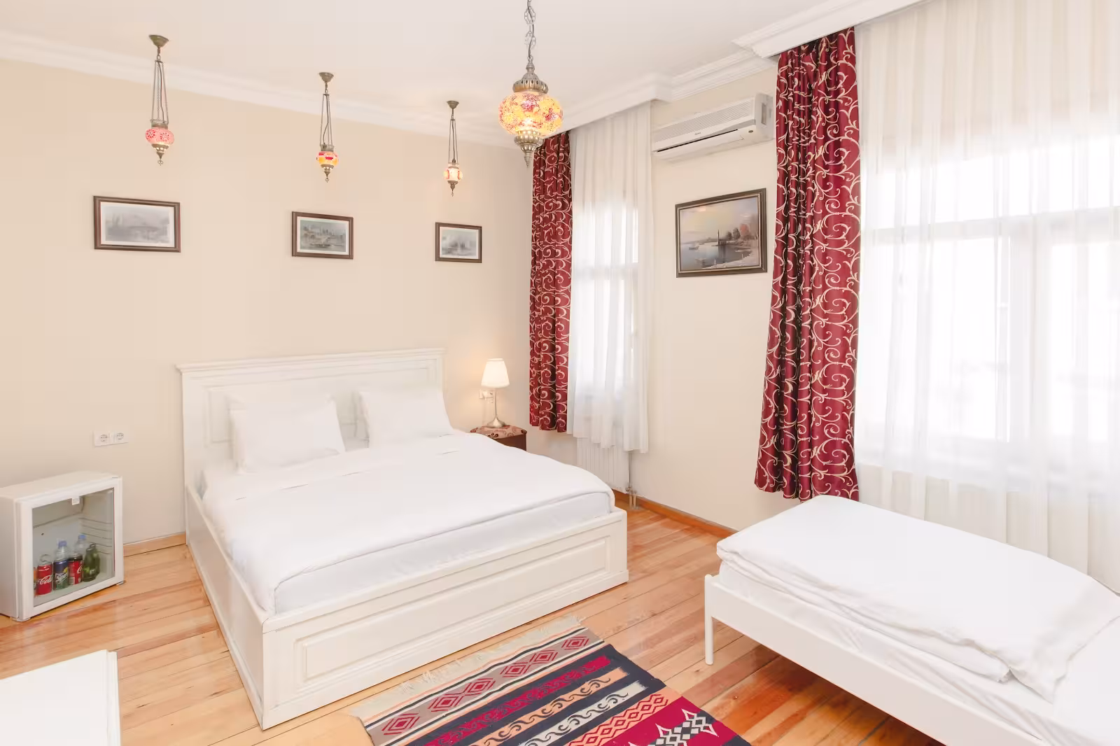 Cheers Lighthouse — Hosteller, Fatih · fotoğraf 2