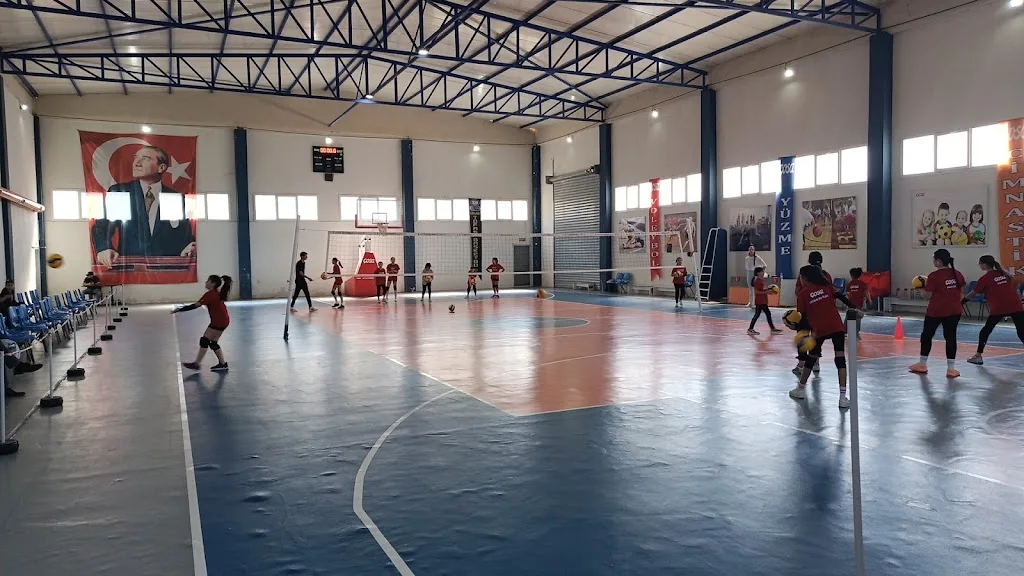 ÇOSA SPORTİF FAALİYETLER A.Ş. — Yüzme Havuzları, Menemen · fotoğraf 1
