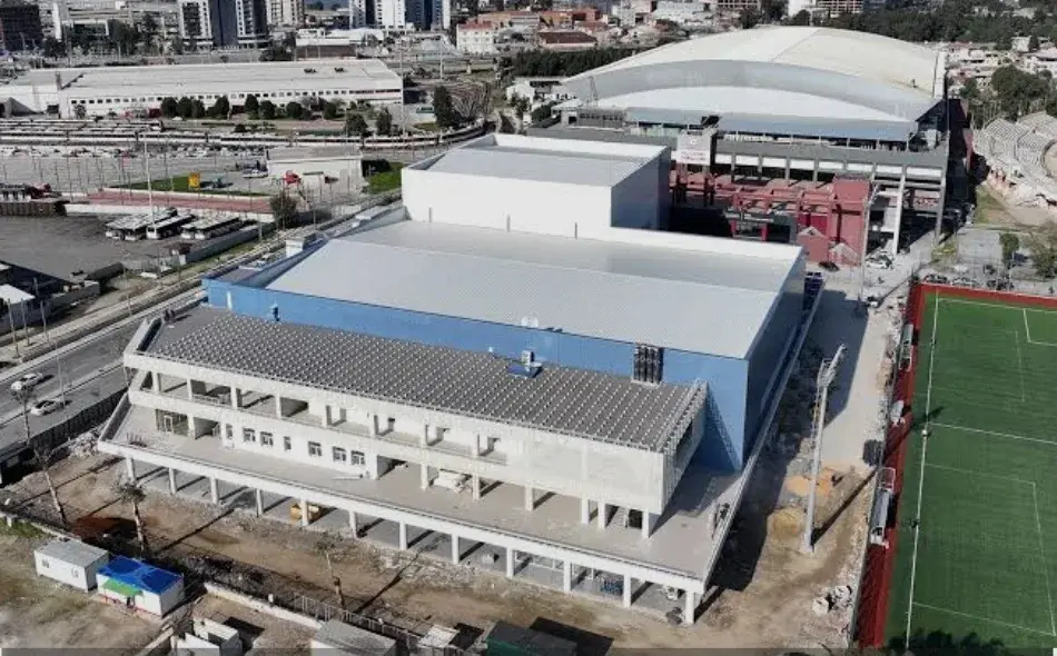 Halkapınar Olimpik Yüzme Havuzu — Yüzme Havuzları, Konak · fotoğraf 2