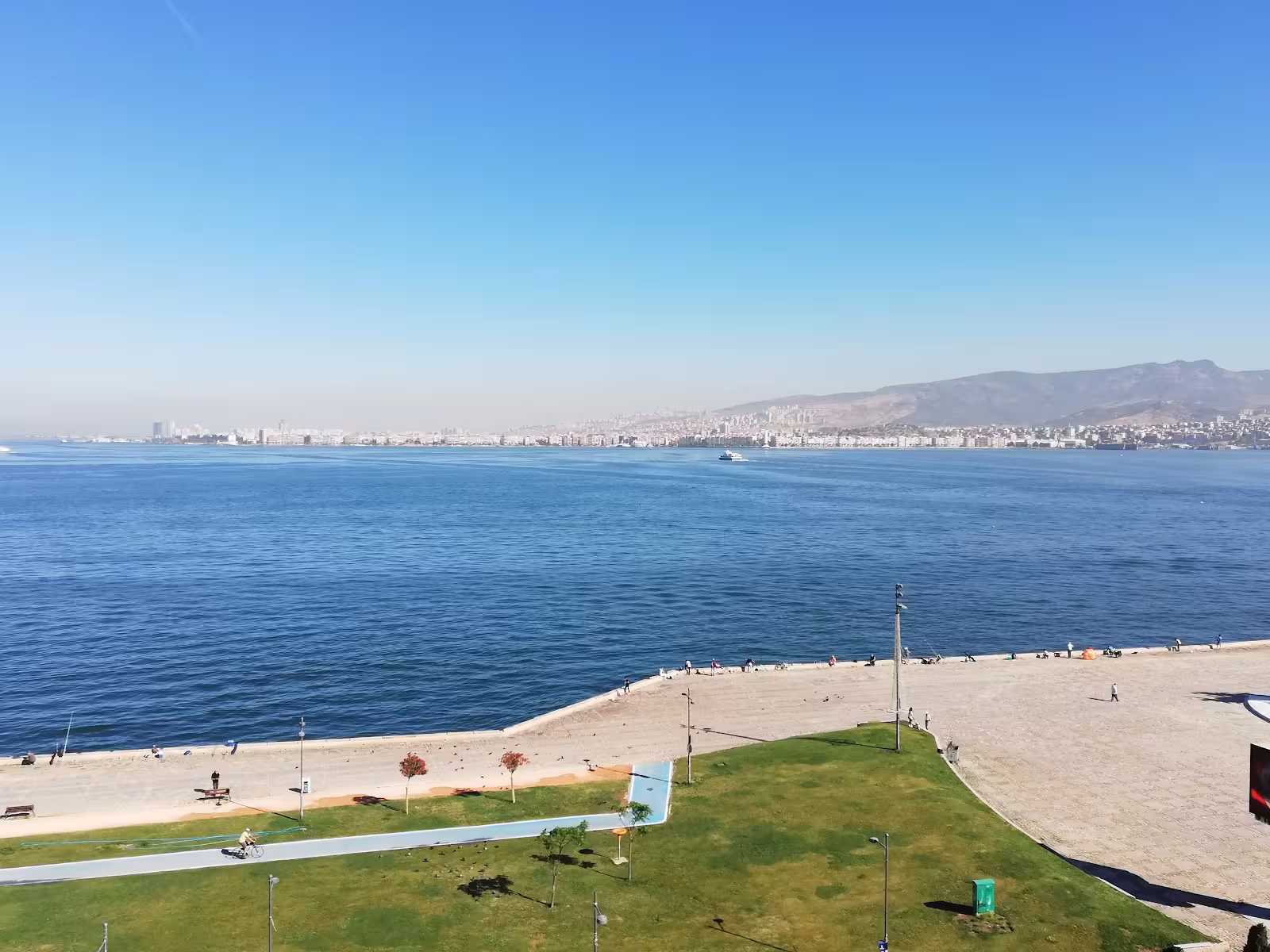 SGK Eğitim ve Dinlenme Tesisi — Misafirhaneler, Konak · fotoğraf 4