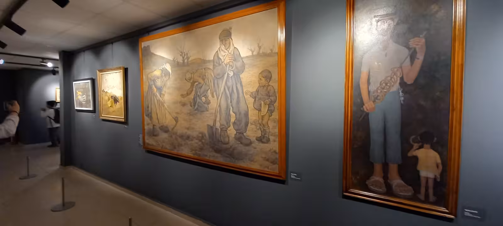 İzmir Sanat Galerisi — Sanat Galerileri, Konak · fotoğraf 5