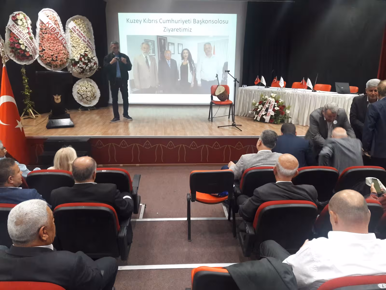 Konak Belediyesi Türkan Saylan Kültür Merkezi — Kültür Merkezleri, Konak · fotoğraf 1