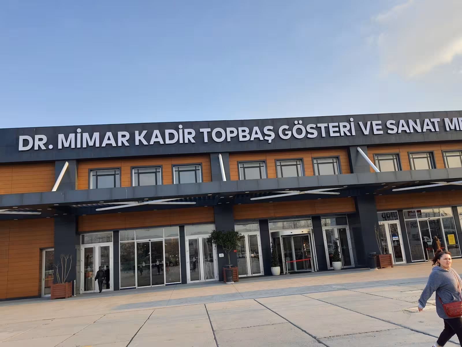 Dr. Mimar Kadir Topbaş Gösteri ve Sanat Merkezi — Sanat Etkinlikleri · fotoğraf 2