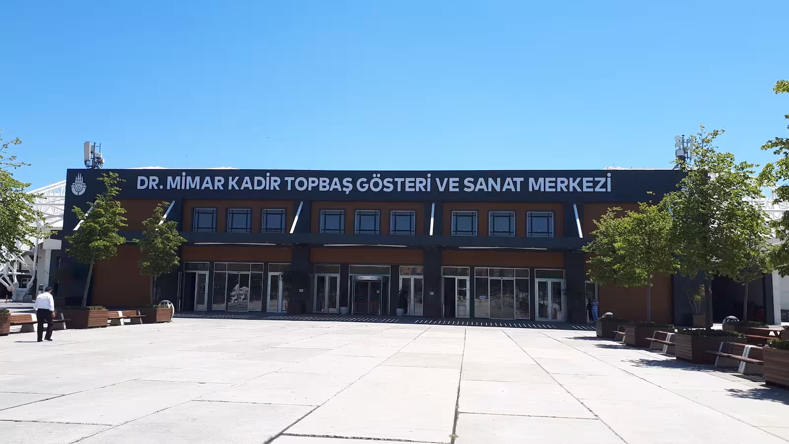Dr. Mimar Kadir Topbaş Gösteri ve Sanat Merkezi — Sanat Etkinlikleri · fotoğraf 3