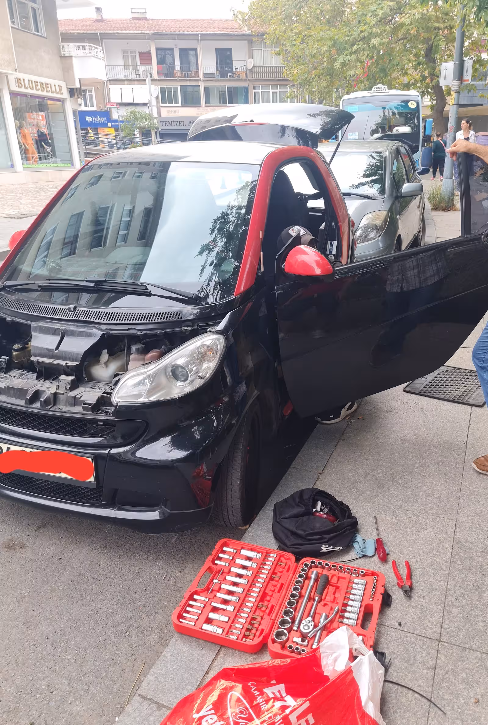 Kadıköy Oto Tamircisi 7/24 — Oto Tamir Ve Servis, Kadıköy · fotoğraf 2