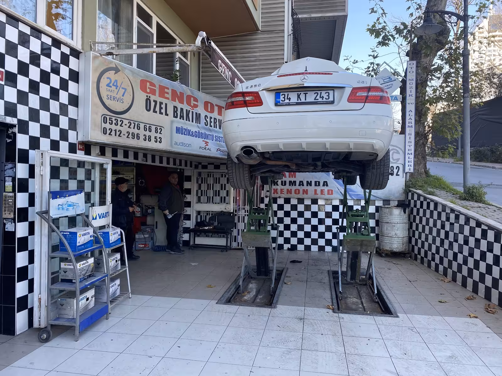Genç Oto Tamir Bakım Servisi — Oto Tamir Ve Servis, Şişli · fotoğraf 3