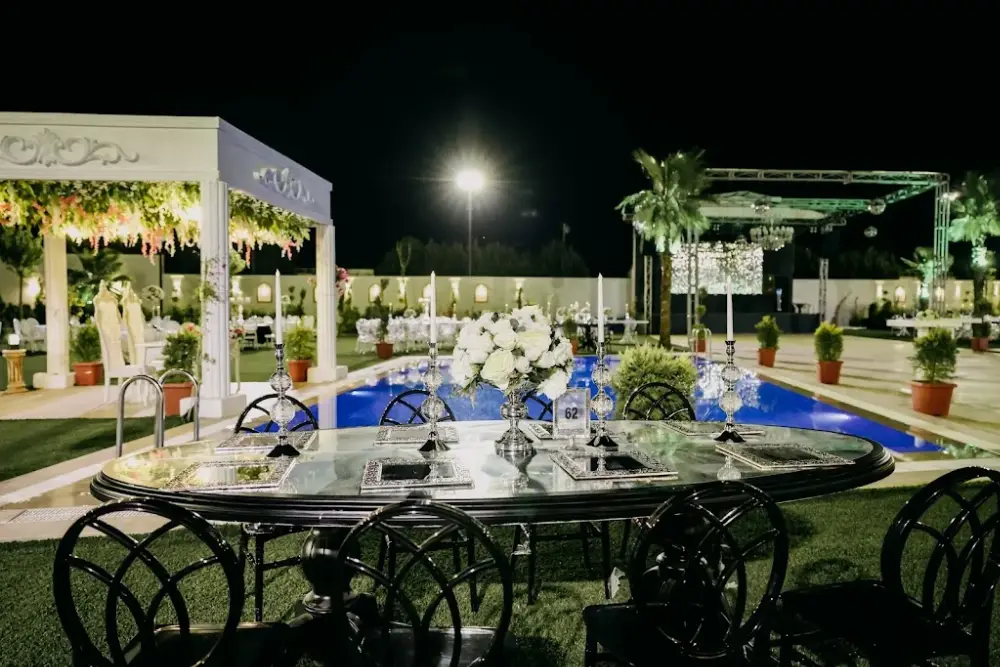Event Port İzmir — Yüzme Havuzları, Çiğli · fotoğraf 2