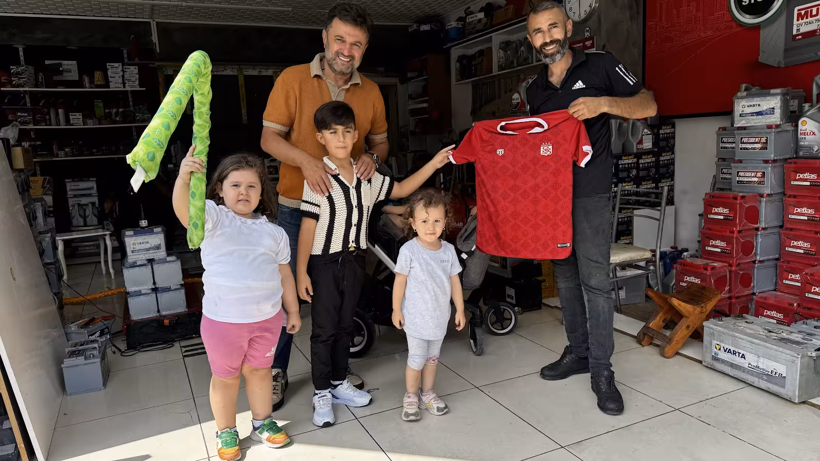 BAYRAM AKÜ ~ Varta, Mutlu Akü Bayisi. Akü Yardım Değişim, Akücü İstanbul — Akü Ve Yedek Parça, Maltepe · fotoğraf 2