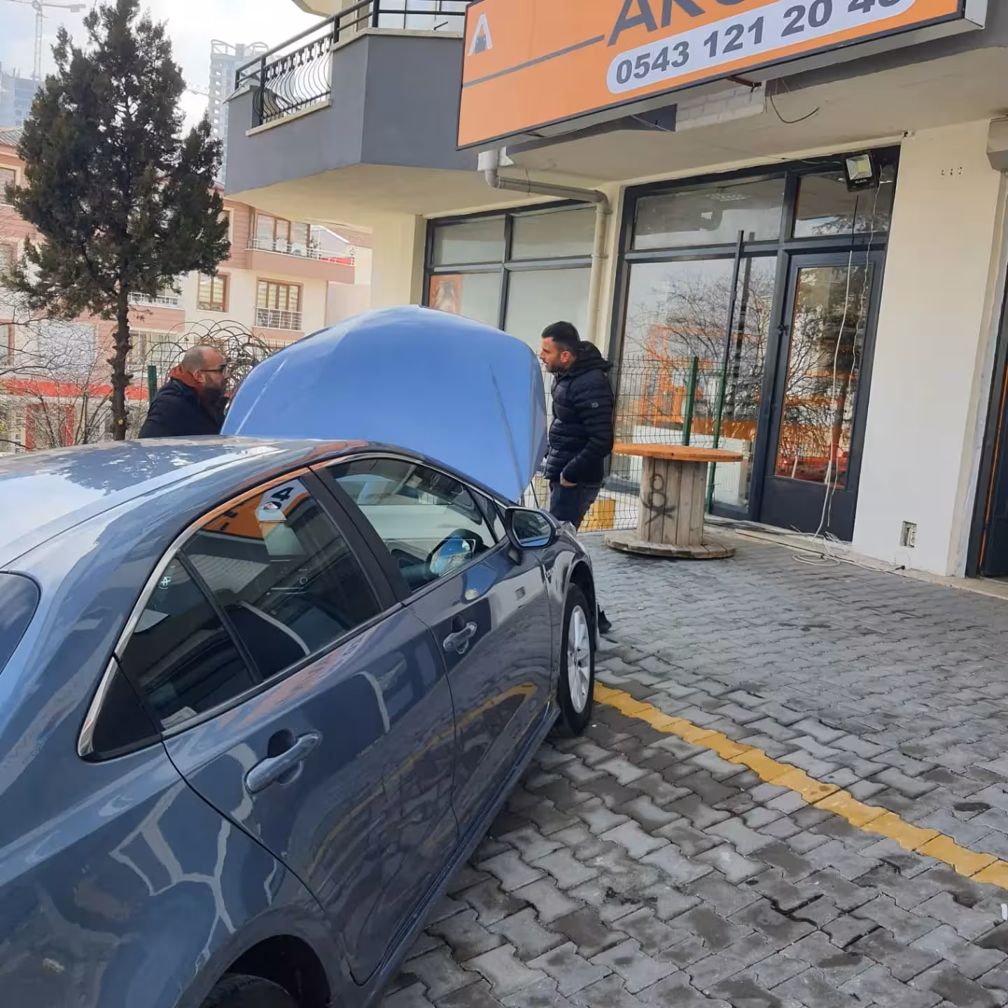AKÜ AVM DİKMEN — Akü Ve Yedek Parça, Çankaya · fotoğraf 1