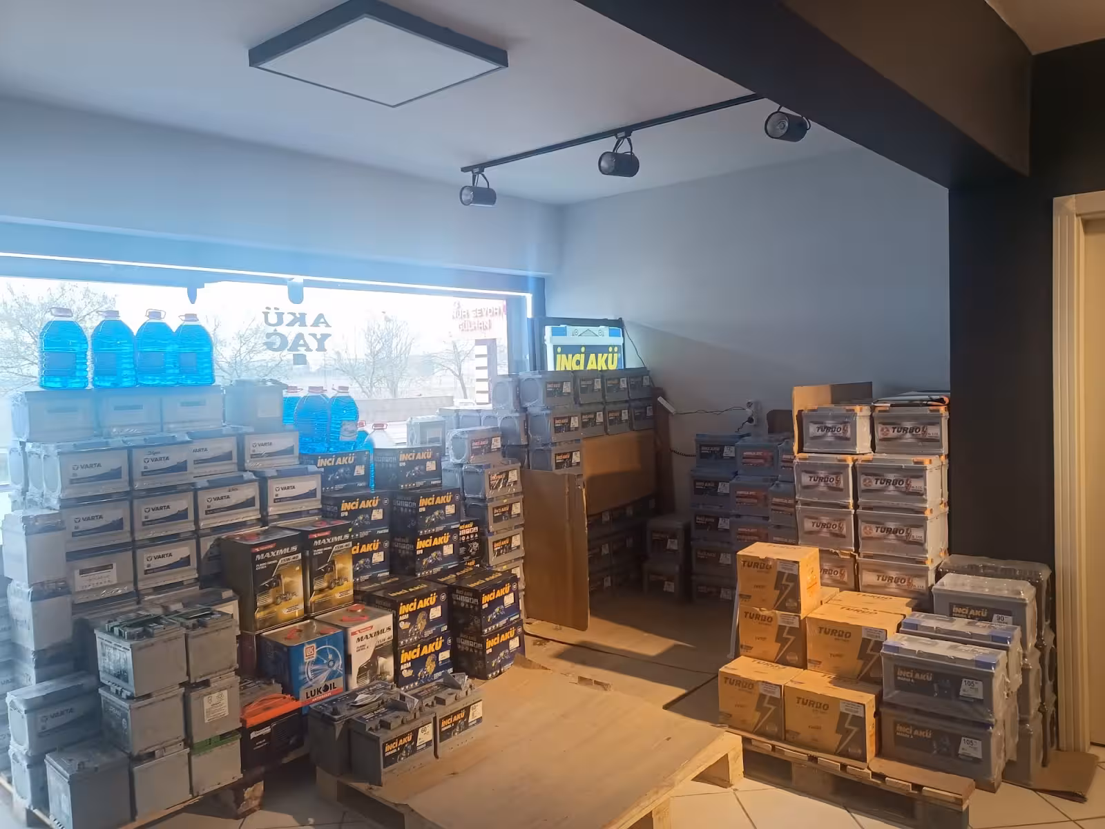 Akü Market — Akü Ve Yedek Parça, Etimesgut · fotoğraf 5