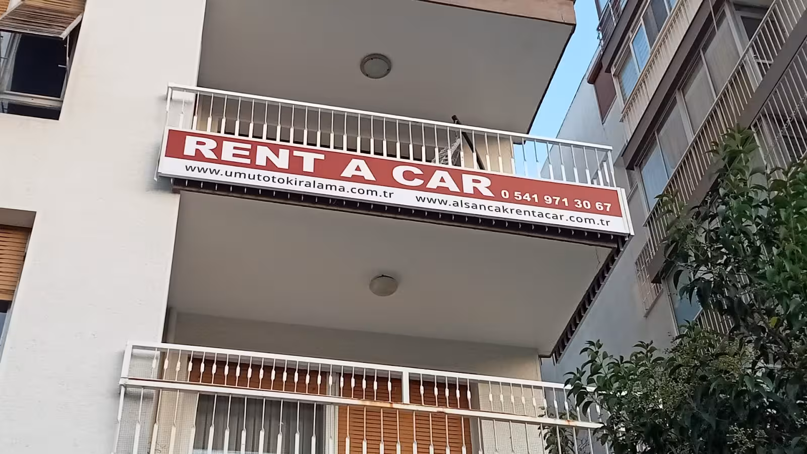 ALSANCAK RENT A CAR — Araç Kiralama, Konak · fotoğraf 1