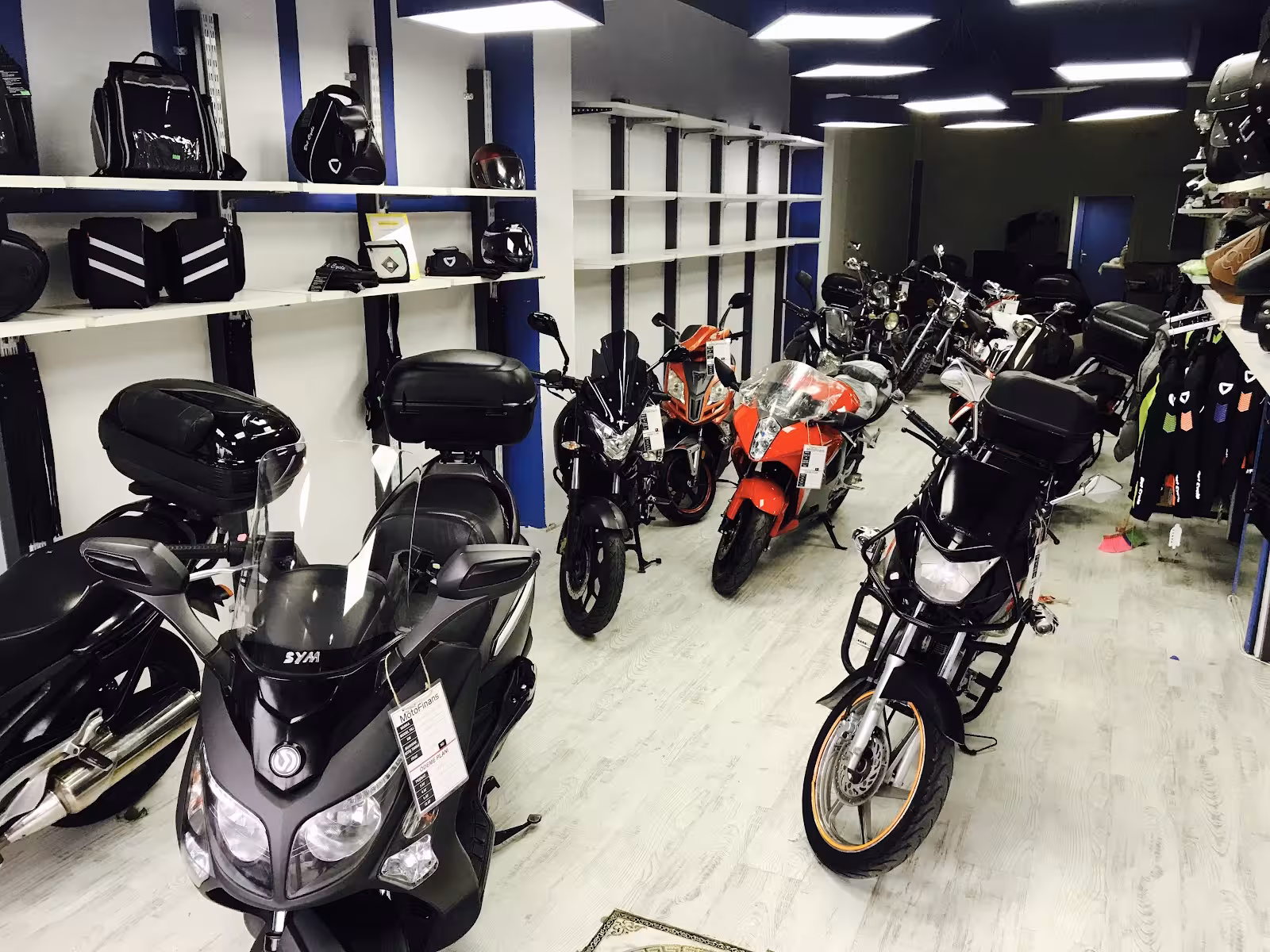 MOTO FİNANS - Senetle Motor- İşler Group — Motosiklet, Ümraniye · fotoğraf 3