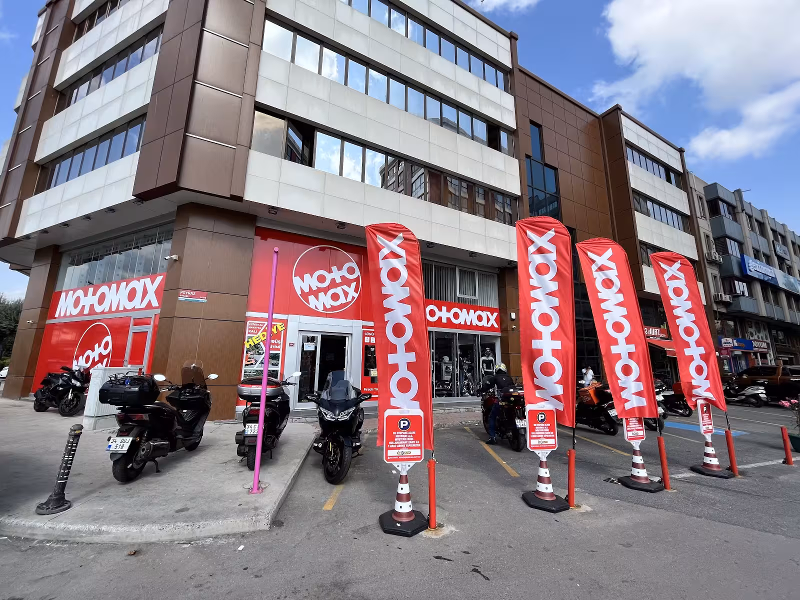 MOTOMAX MOTOSİKLET EKİPMANLARI VE AKSESUARLARI — Motosiklet, Kadıköy · fotoğraf 1