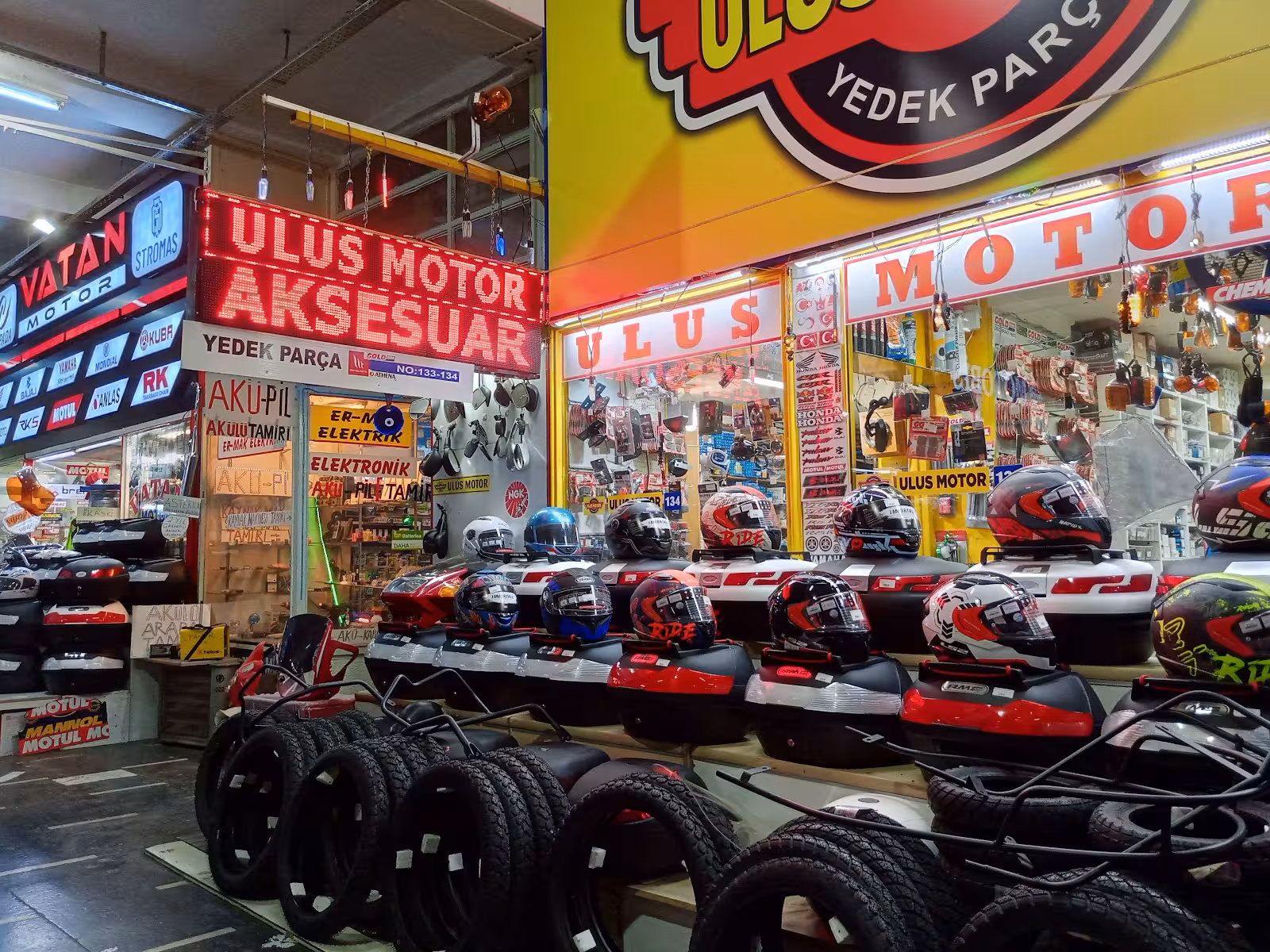 Ulus Motor-ANKARA MOTORSİKLET YEDEK PARÇA VE AKSESUAR MAĞAZASI — Motosiklet · fotoğraf 5