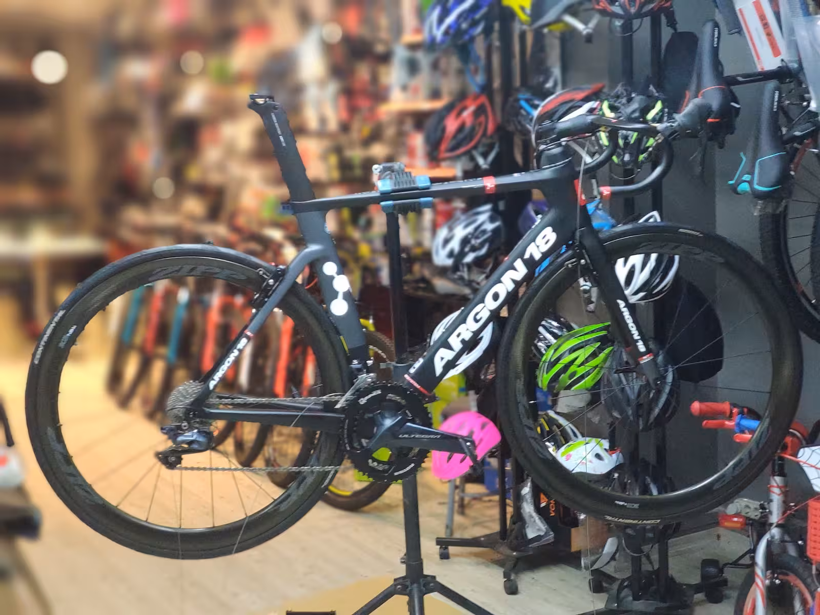 Velo İstanbul Bisiklet Mağazası Ve Tamir — Bisiklet, Bakırköy · fotoğraf 4
