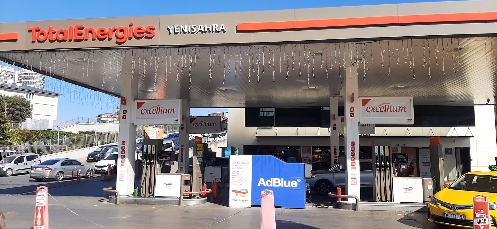 TotalEnergies İstasyonu — Akaryakıt Ve LPG İstasyonları, Ataşehir · fotoğraf 1