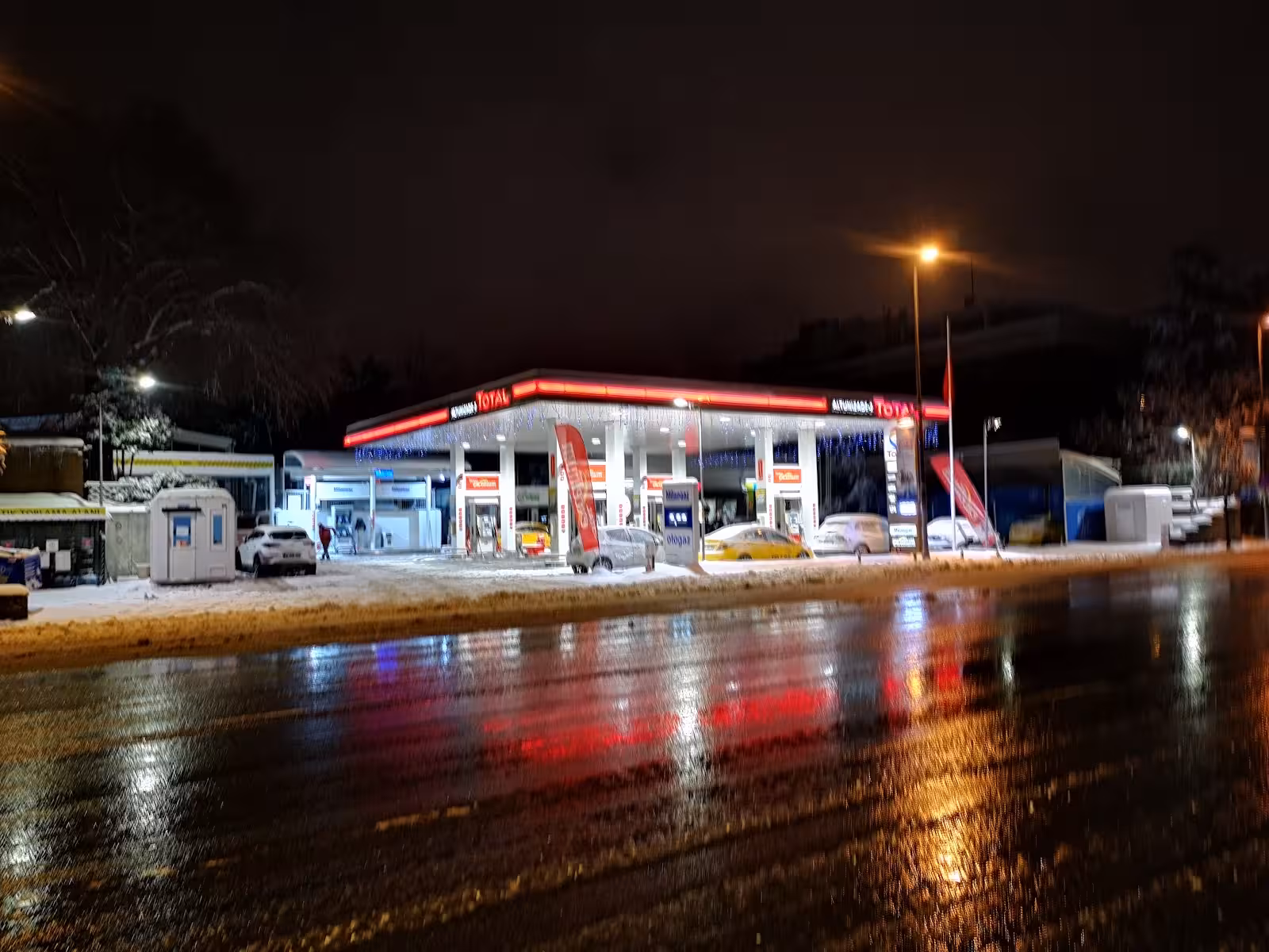 TotalEnergies İstasyonu — Akaryakıt Ve LPG İstasyonları, Üsküdar · fotoğraf 4