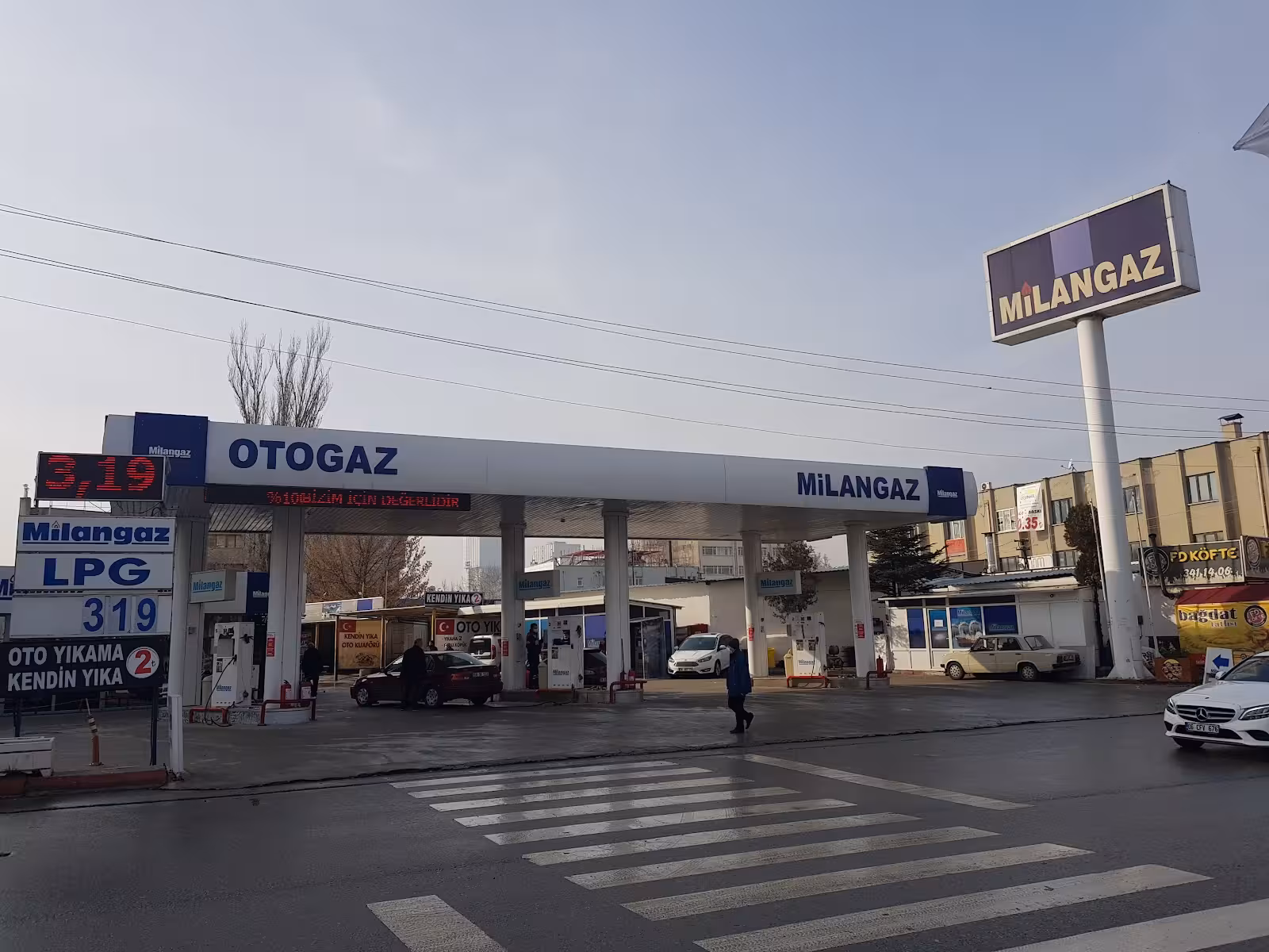 Çağrı Akaryakıt - Milangaz — Akaryakıt Ve LPG İstasyonları, Altındağ · fotoğraf 1