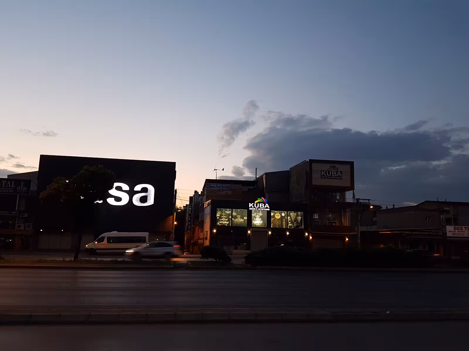 Çağsan Otogaz — Akaryakıt Ve LPG İstasyonları, Karabağlar · fotoğraf 4
